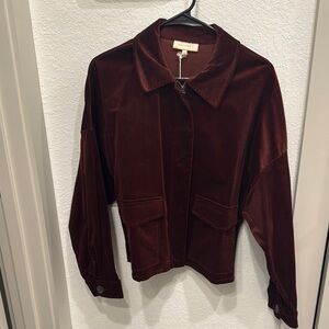 *BRAND NEW* Burgundy Blazer with Structured Fit and Collared Design